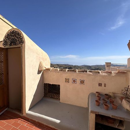 Casa Con Vistas Al Mar Y Patio De Buganvillas Aigues Ngoại thất bức ảnh