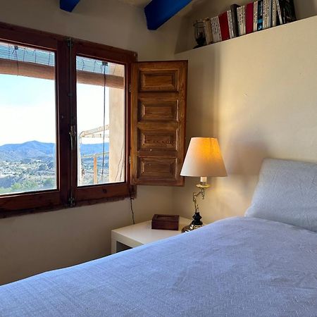 Casa Con Vistas Al Mar Y Patio De Buganvillas Aigues Ngoại thất bức ảnh