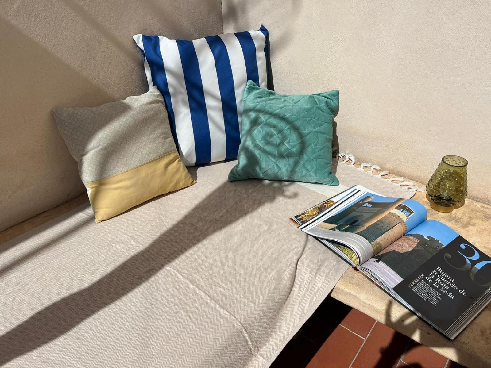 Casa Con Vistas Al Mar Y Patio De Buganvillas Aigues Ngoại thất bức ảnh